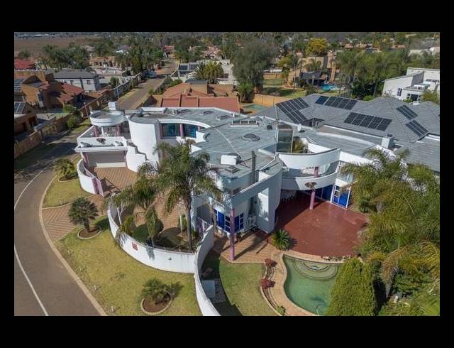 4 BEDROOM HOUSE FOR SALE IN MEYERSDAL
